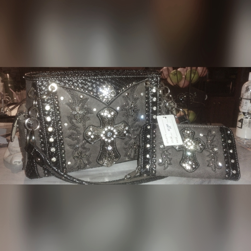 Soul west .western purse with matching ladies wallet.